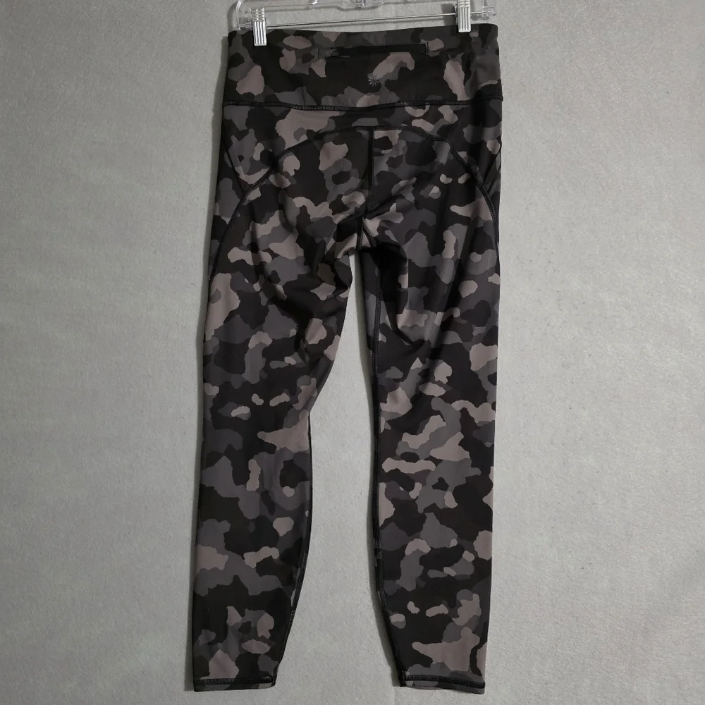 Athleta Womens Black Lightning Camo 7/8 Tight 487500 Size Medium
